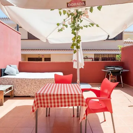 게스트하우스 Private With Bathroom And Big Terrace Just For *
